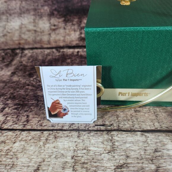 Cat Kitten Christmas Ornament Li Bien Reverse Hand Painted Pier 1 One 2017 w Box - Picture 4 of 14